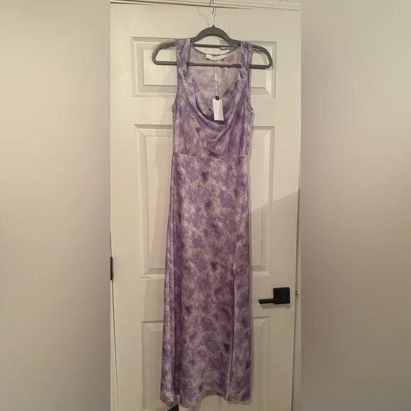 NWT ASTR The Label Elin Cowl Neck Midi Dress in Purple Abstract Medium - Picture 3 of 5